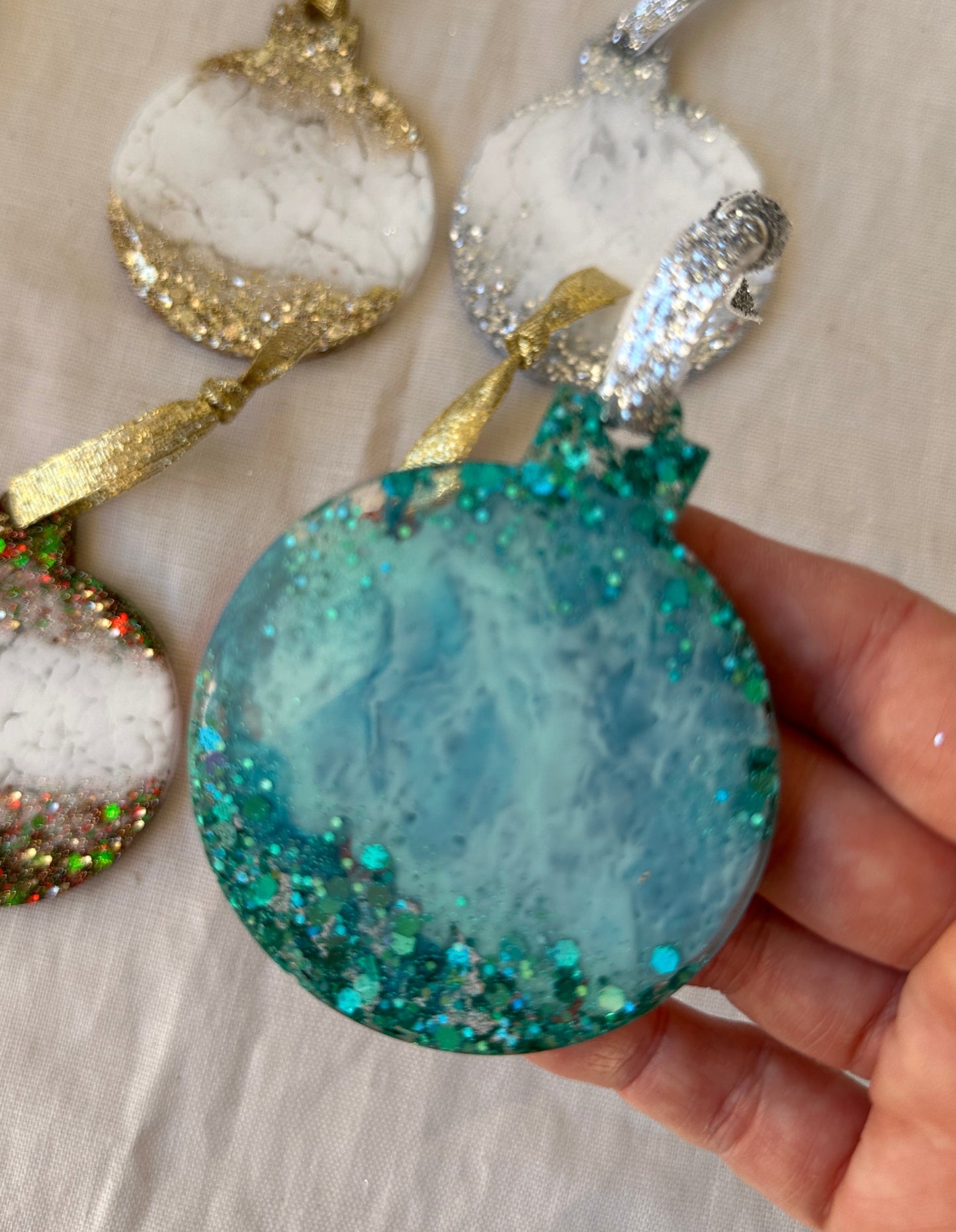 CHRISTMAS BAUBLE DECORATION - aqua