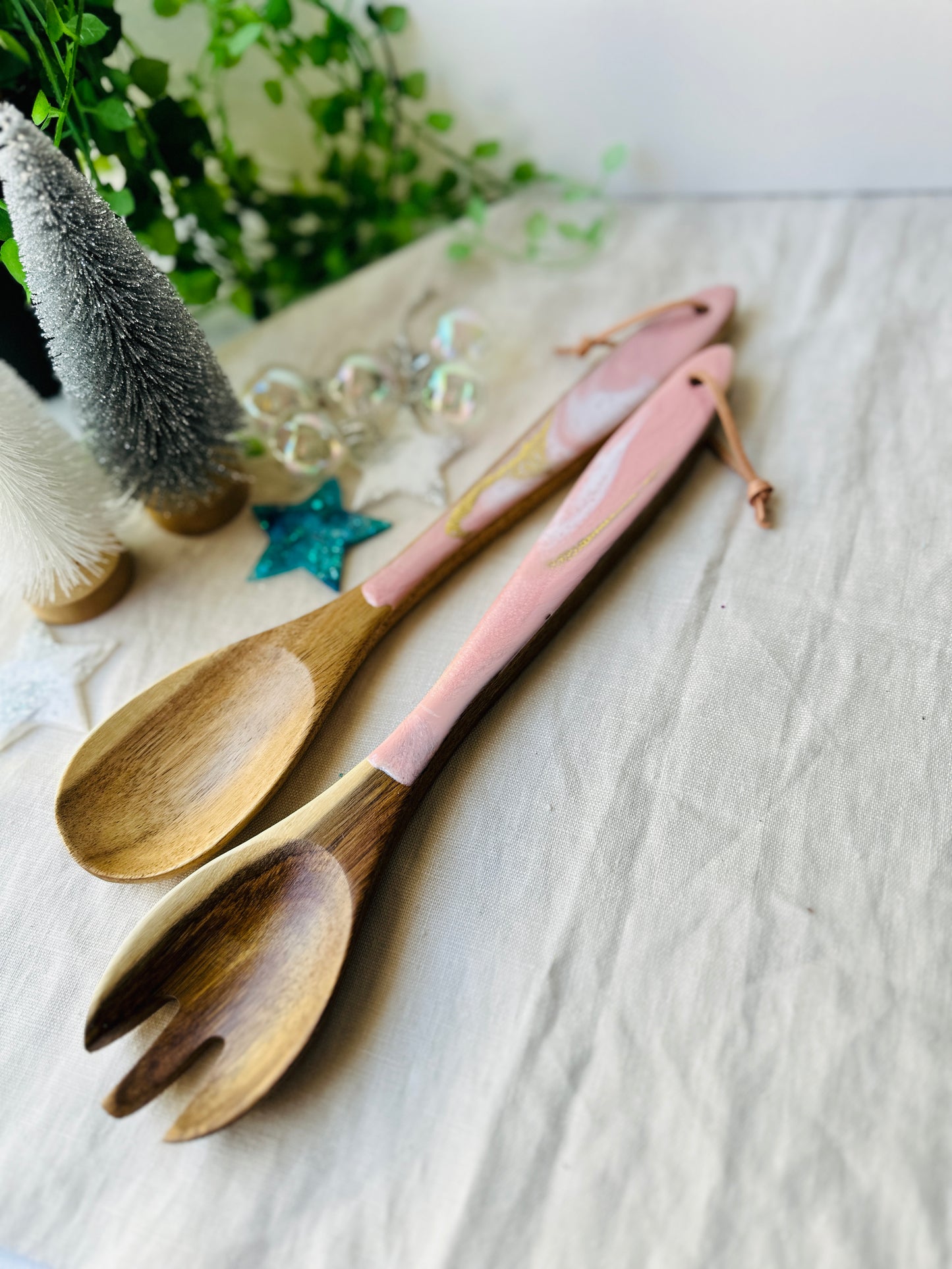 SALAD SERVERS - blush pink