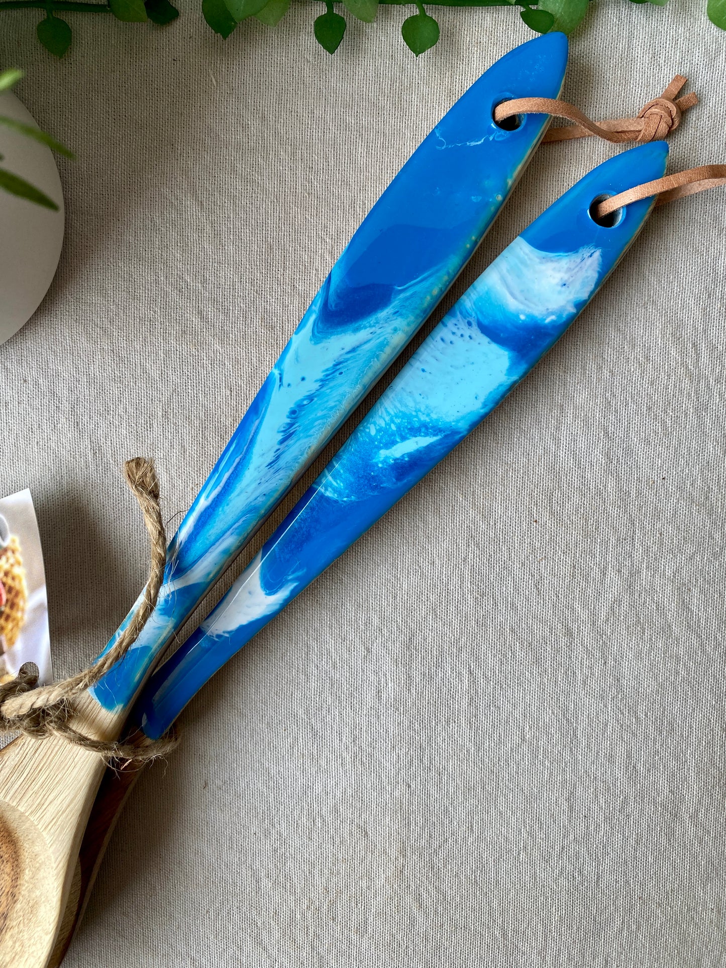 Salad servers - Hampton's blue, light blue and white - ready to post