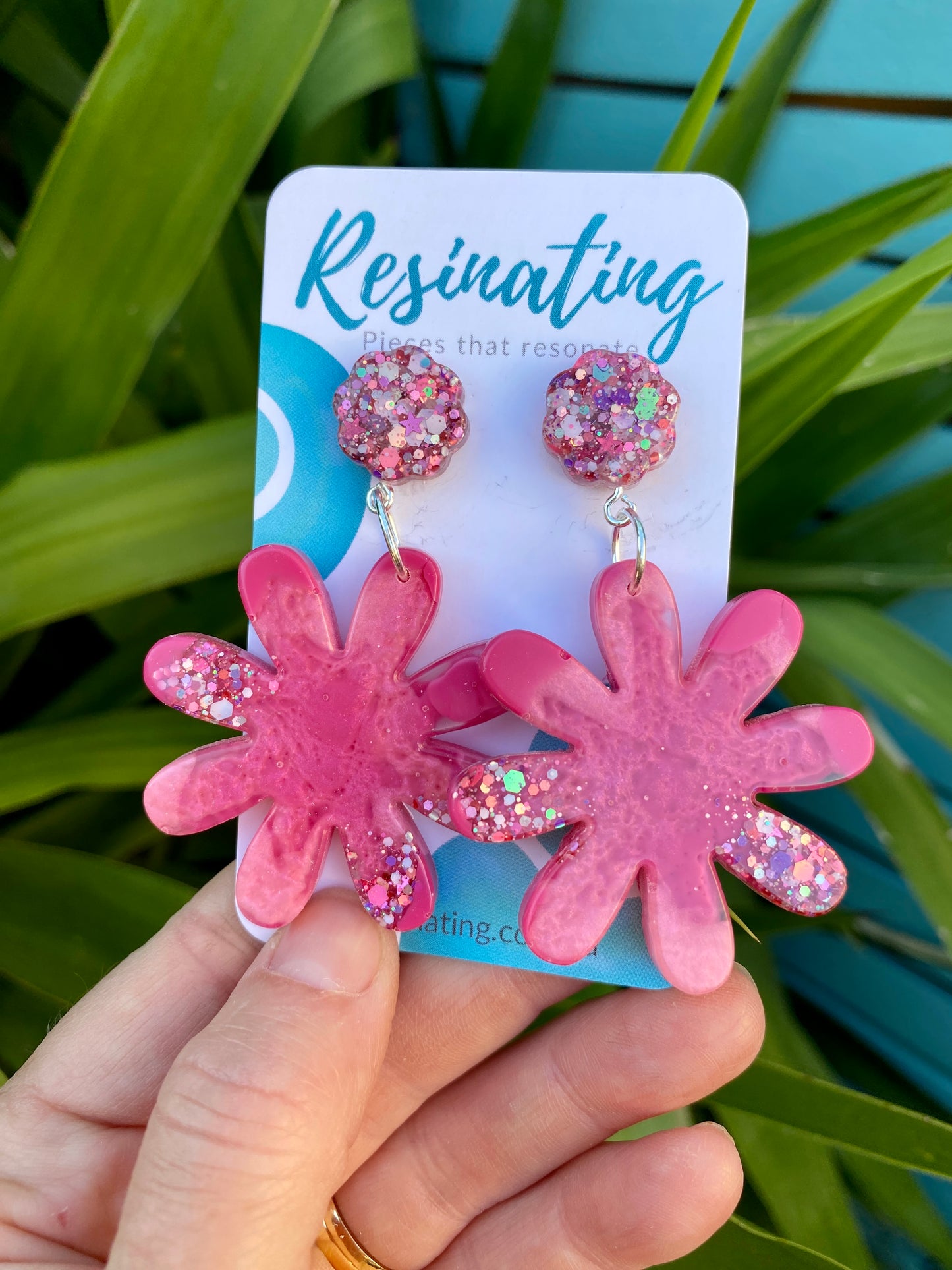 HAPPY DAISIES - daisy earrings - candy pink